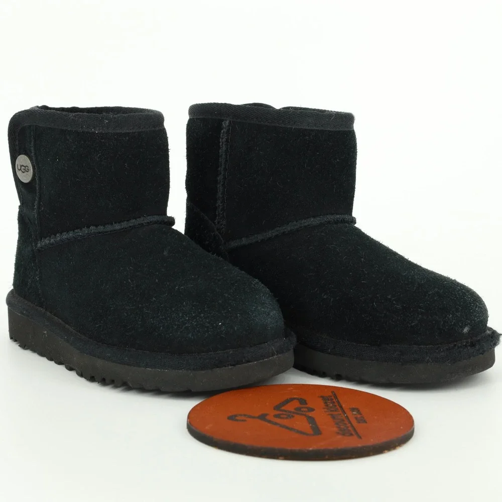 UGG preloved toe